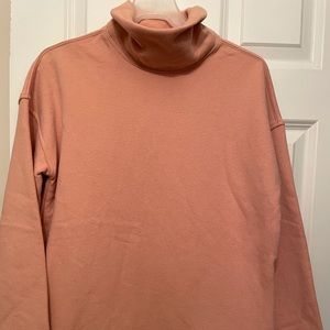 Women’s turtleneck sweatshirt